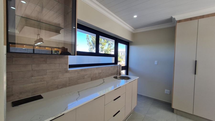 3 Bedroom Property for Sale in Dana Bay Western Cape